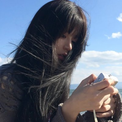 他的摩托车，她的岛